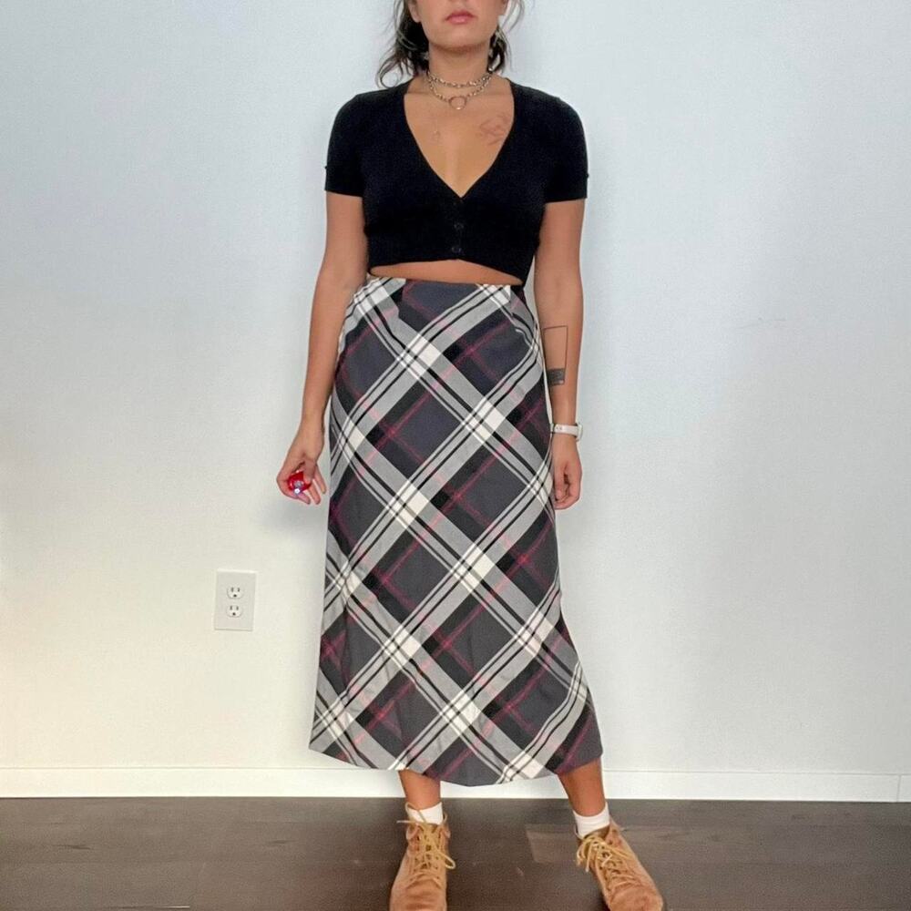 Plaid 90s maxi skirt